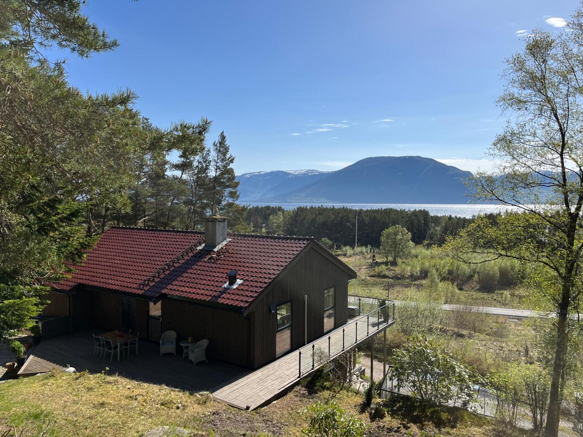 Villa Bosdalhuset à Lavik  Extérieur photo